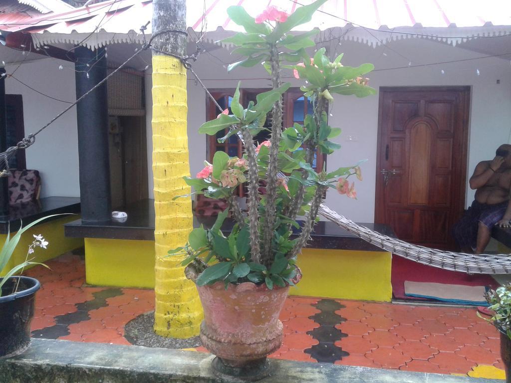 Karthik Villa Varkala Camera foto
