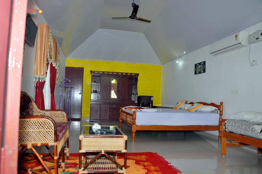 Karthik Villa Varkala Camera foto
