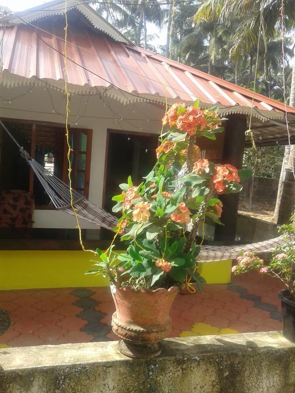 Karthik Villa Varkala Esterno foto