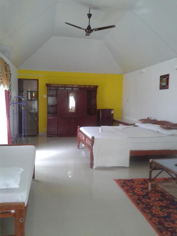 Karthik Villa Varkala Esterno foto