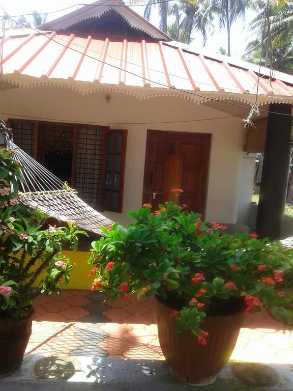 Karthik Villa Varkala Esterno foto
