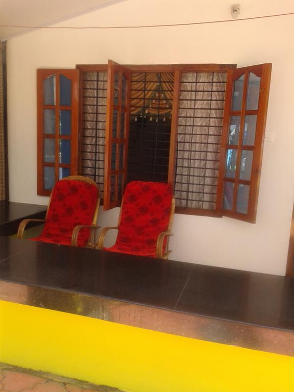 Karthik Villa Varkala Esterno foto